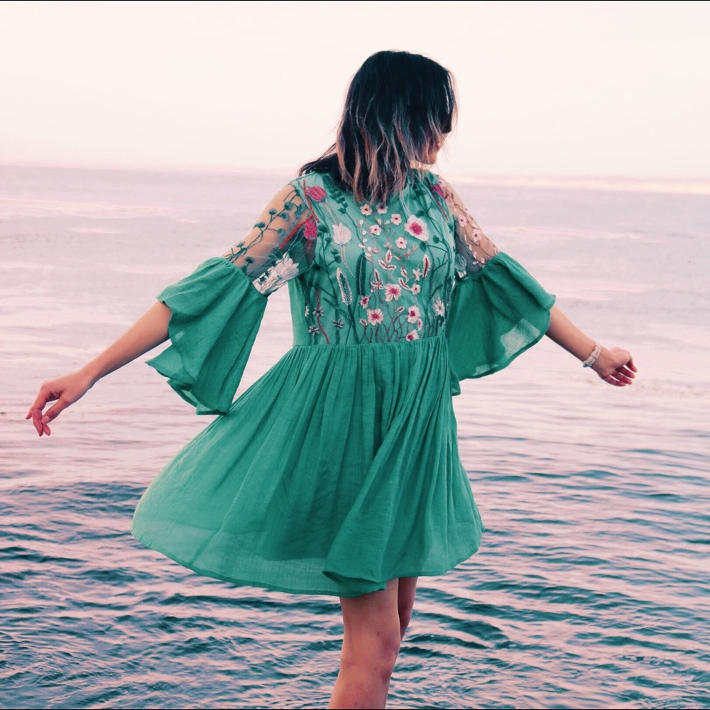 LAST1 🥰⭐️🌿Enchanted Forest Dress In Sage⭐️🌿 - Picture 3 of 8